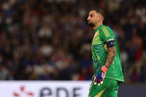 开云体育-法媒：巴黎正与多纳鲁马商谈续约，现在要看球员意愿