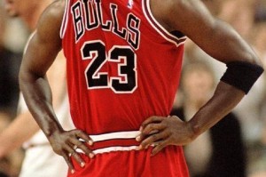 开云官网-乔丹：我连续11场30+，科比：我连续16场30+，他：麻烦让一让|科比·布莱恩特|凯文·杜兰特|俄克拉荷马雷霆队|奥兰多魔术队|迈克尔·乔丹_新浪体育_新浪新闻