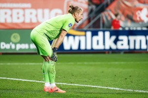 开云体育-特温特主帅：门将翁纳施塔尔不会出战阿贾克斯，还有几人出现疼痛症状